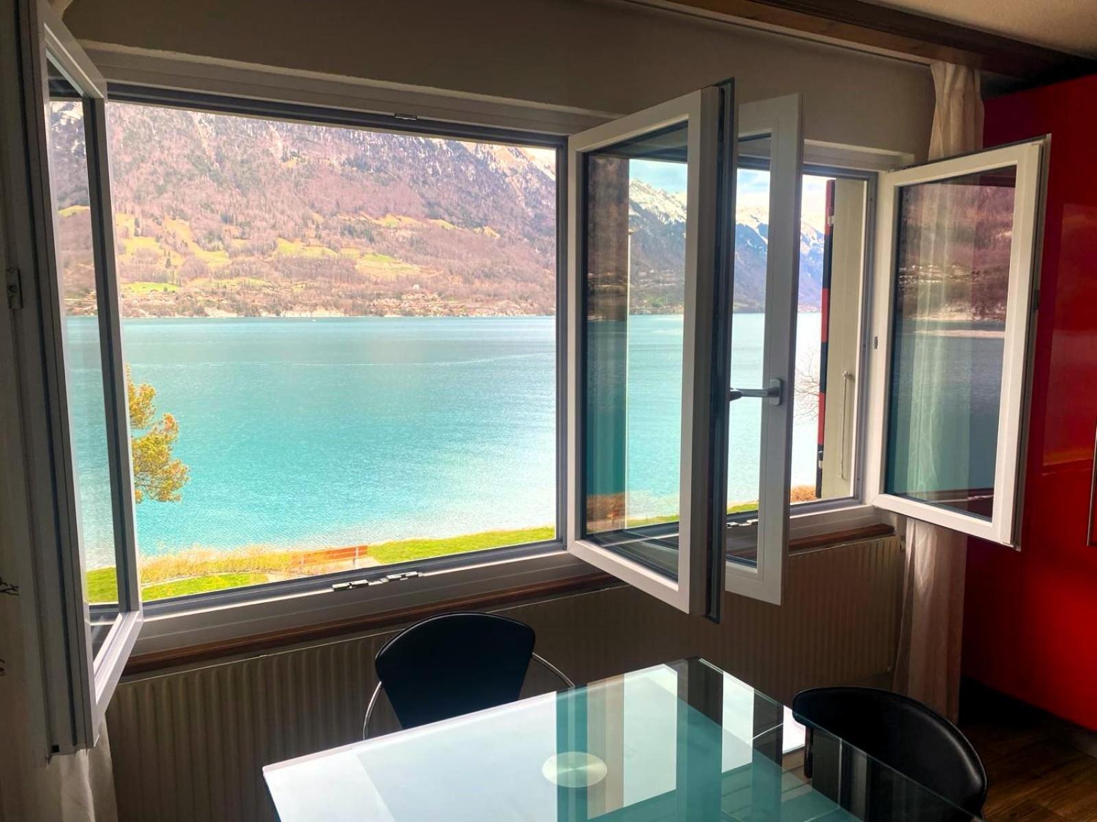 Lake House Bönigen Екстериор снимка