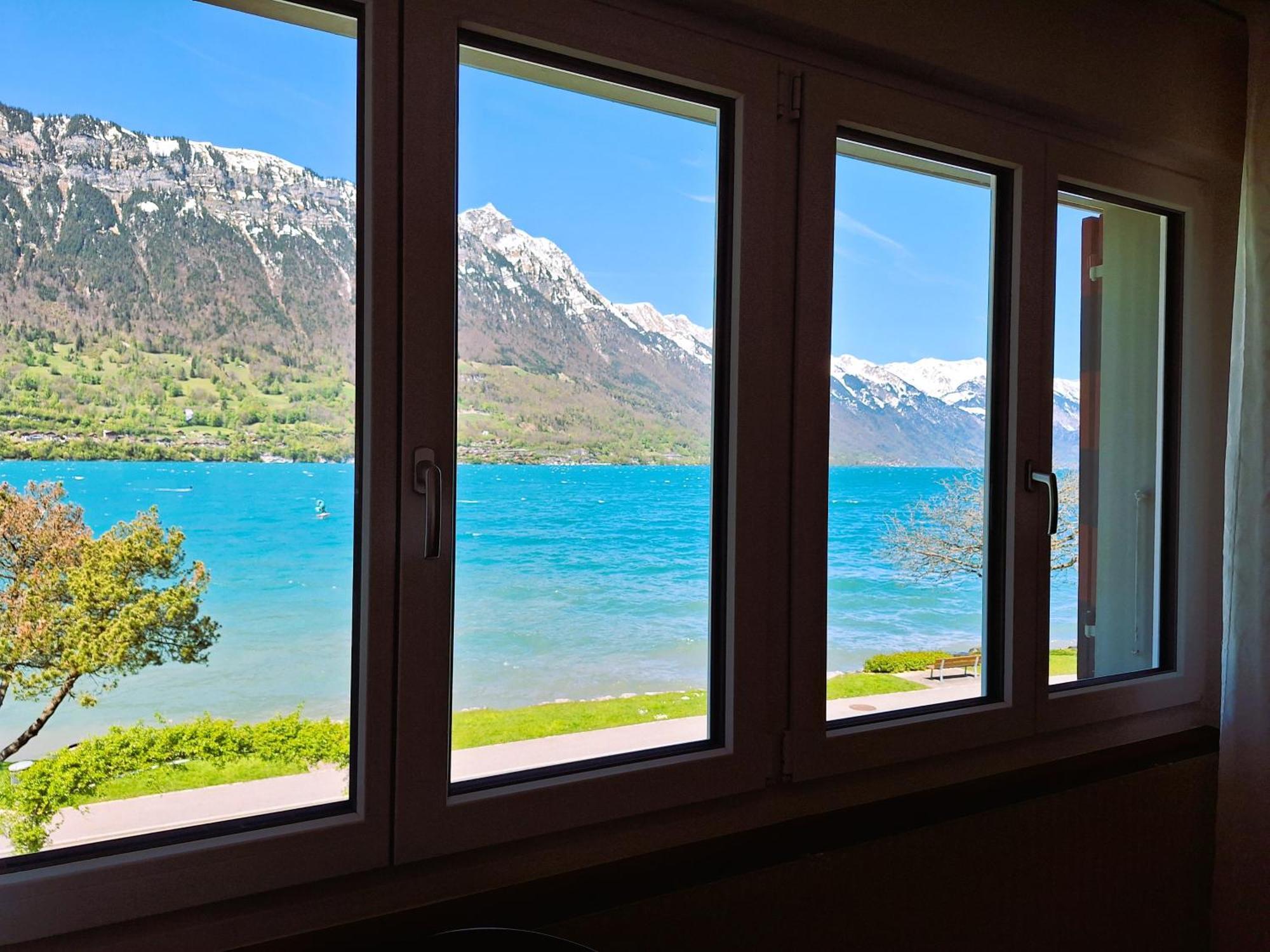 Lake House Bönigen Екстериор снимка