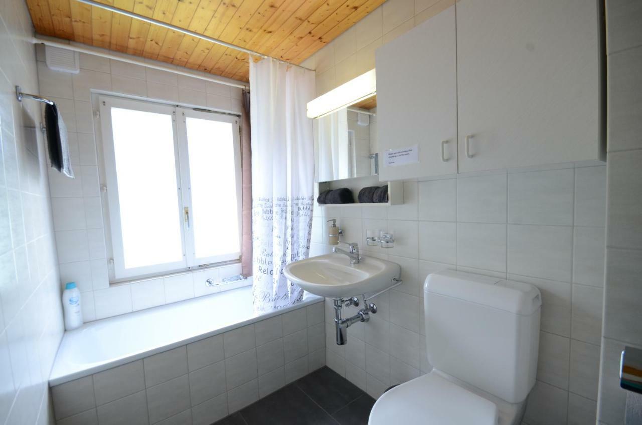 Lake House Bönigen Екстериор снимка