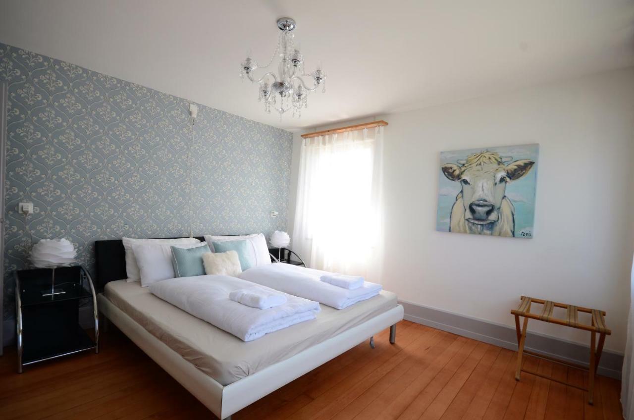 Lake House Bönigen Екстериор снимка