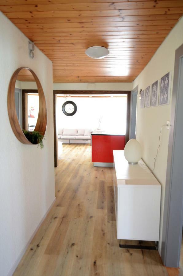 Lake House Bönigen Екстериор снимка