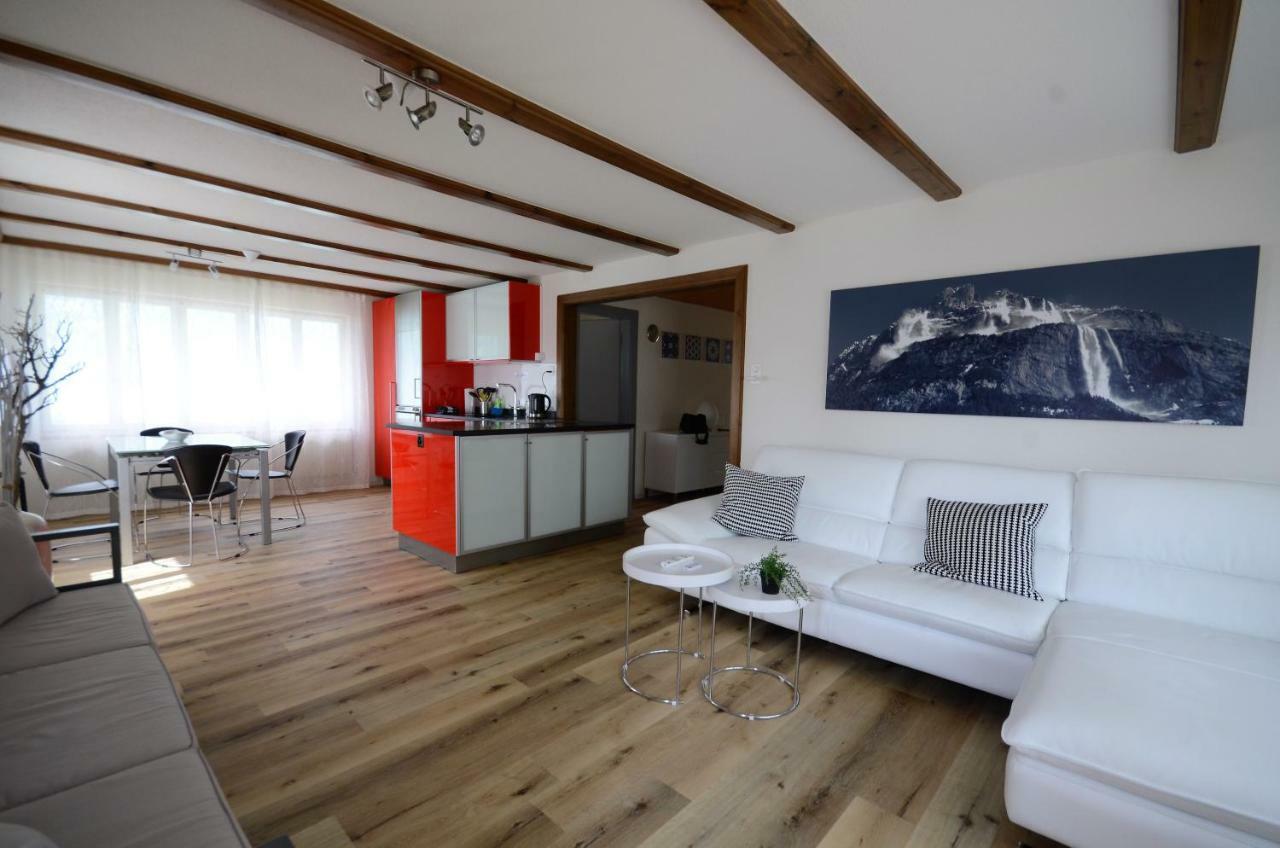 Lake House Bönigen Екстериор снимка
